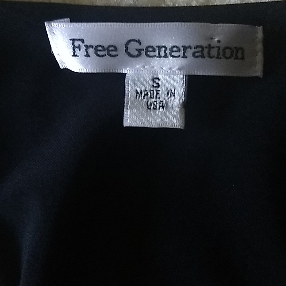 Free Generation top - Picture 6 of 6